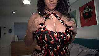 BTS Wide Tit Latin chick Milf Eats and takes BBC