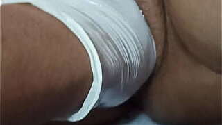 Fisting Thai slit
