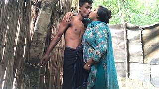 Devor and Bhabhi go to a very preceding edifice and suddenly have sex with peril